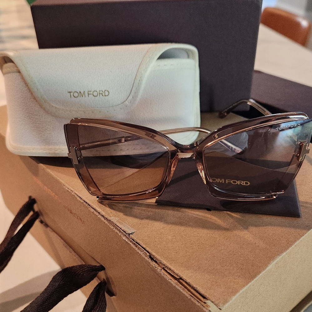 Tom Ford - Gia Semi Rimless Butterfly Sunglasses - Shiny Beige 57G - FT0… - Picture 10 of 12